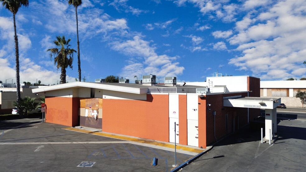 10010 Paramount Blvd, Downey, CA for sale - Building Photo - Image 3 of 8