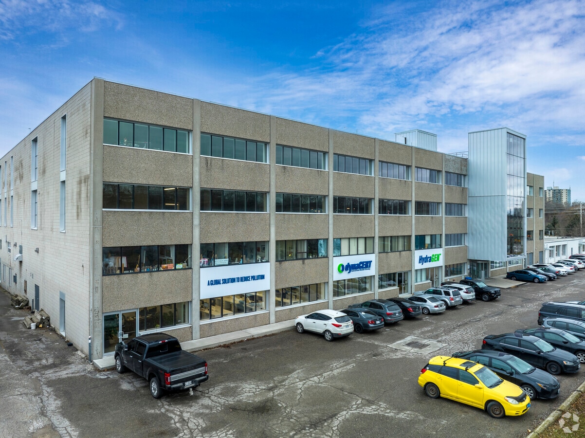 501 Alliance Ave, Toronto, ON M6N 2J1 501 Alliance Ave, Toronto, ON M6N 2J1