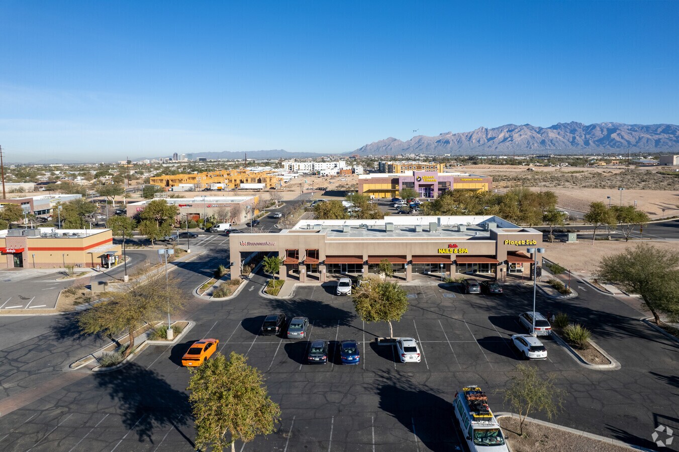 1070 E Tucson Marketplace Blvd, Tucson, AZ 85713