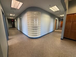 186 Commerce Dr, LaGrange, OH for sale Interior Photo- Image 2 of 15