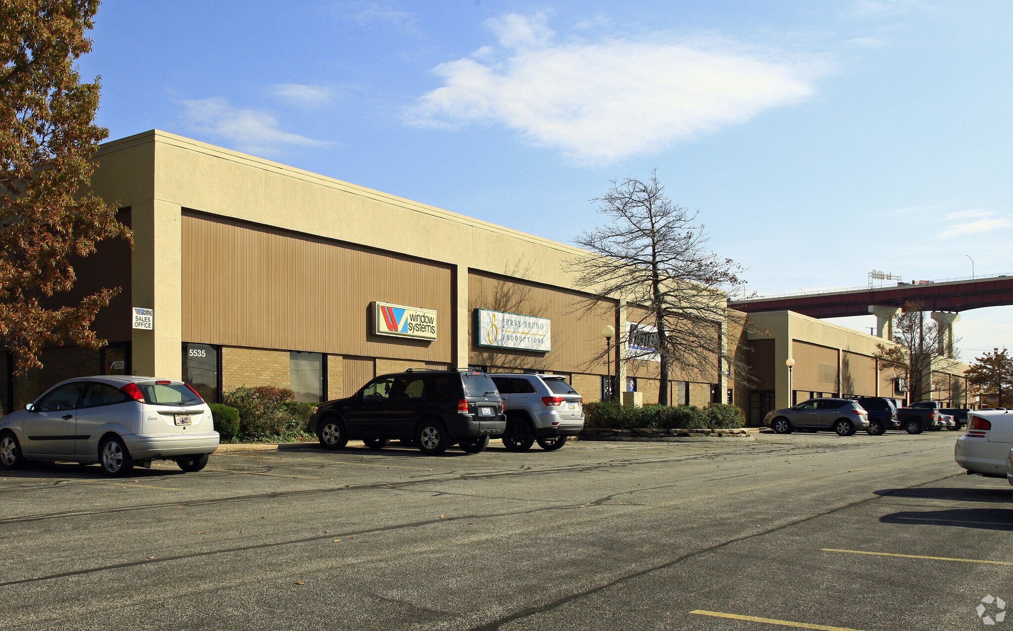 55355559 Canal Rd, Valley View, OH 44125 Grayton Road Properties