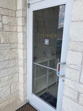 3309 Forest Creek Dr, Round Rock, TX for lease Building Photo- Image 1 of 4