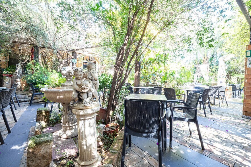 Retail in Murcia for sale - Building Photo - Image 2 of 25