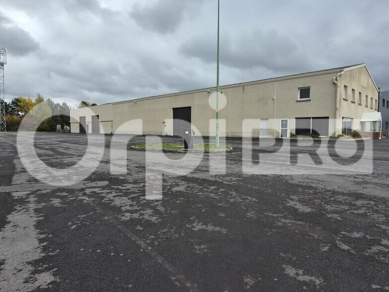 Industrial in Reims for lease - Building Photo - Image 2 of 12