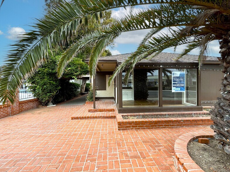 2801 Roosevelt St, Carlsbad, CA 92008 Office/Retail for Lease