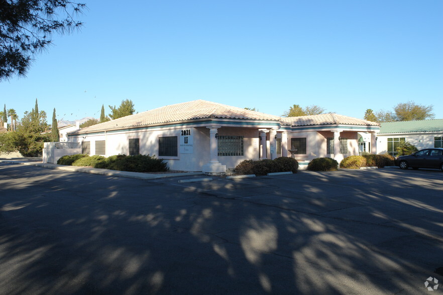 2021 S Jones Blvd, Las Vegas, NV for sale - Primary Photo - Image 1 of 1