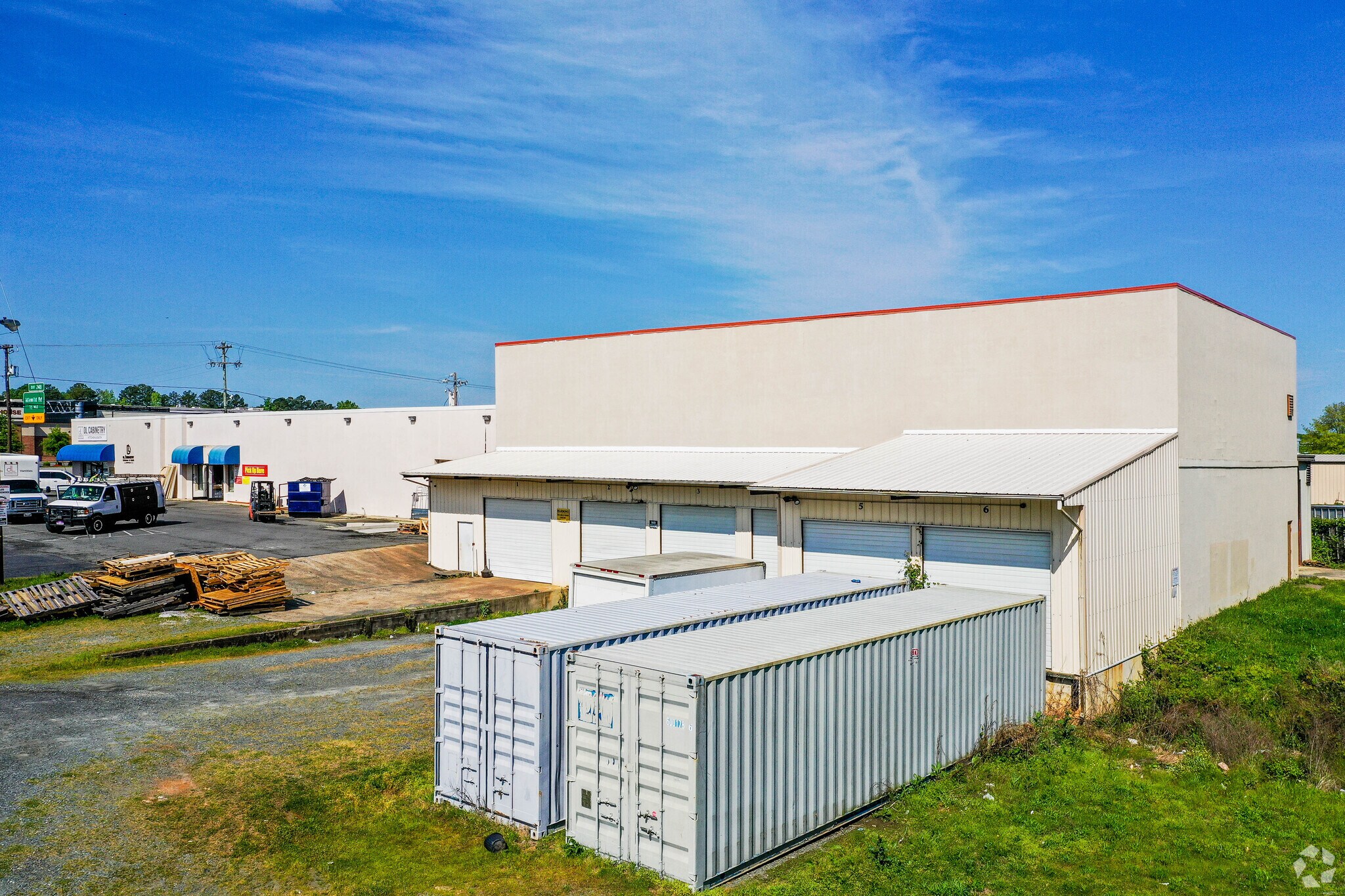 6157 E Independence Blvd, Charlotte, NC for sale Primary Photo- Image 1 of 3