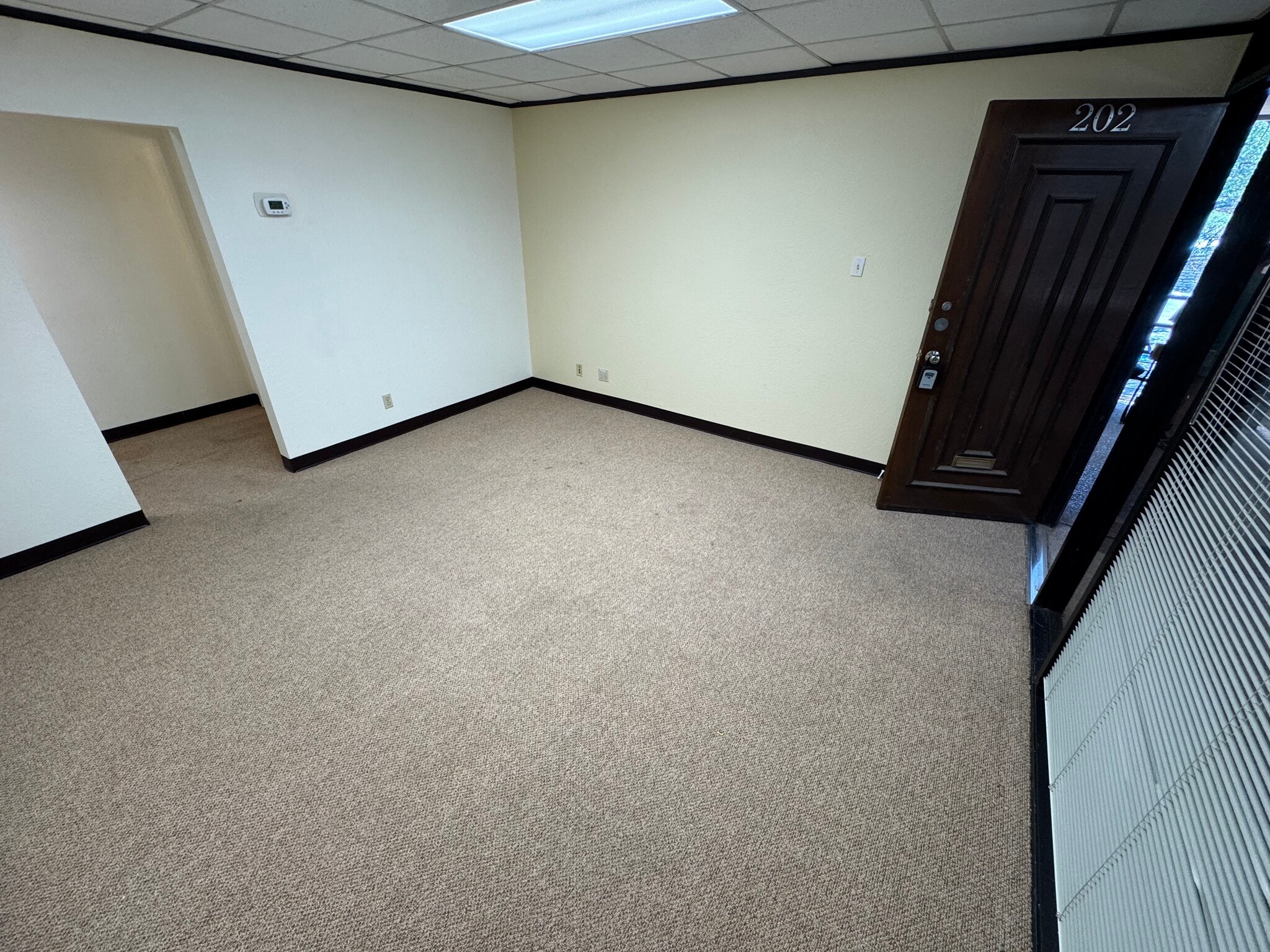 4210 Spicewood Springs Rd, Austin, TX for lease Interior Photo- Image 1 of 7