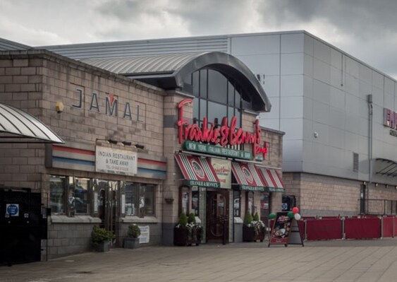 6-6A Robin Park, Wigan for sale Primary Photo- Image 1 of 1