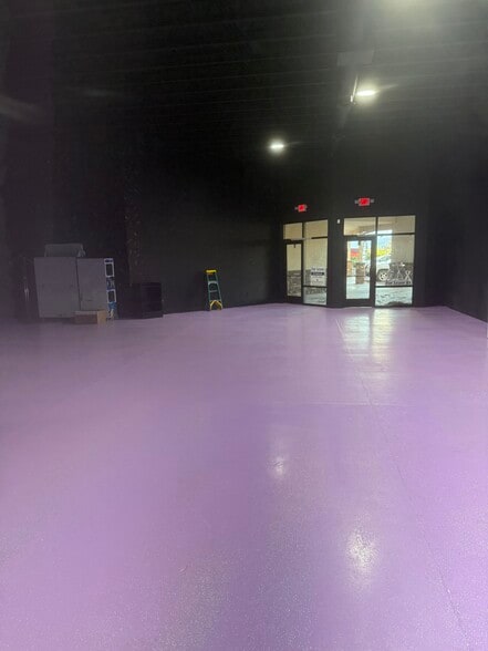 900 13th #6 &7 ave, Quincy, WA for lease - Interior Photo - Image 3 of 11