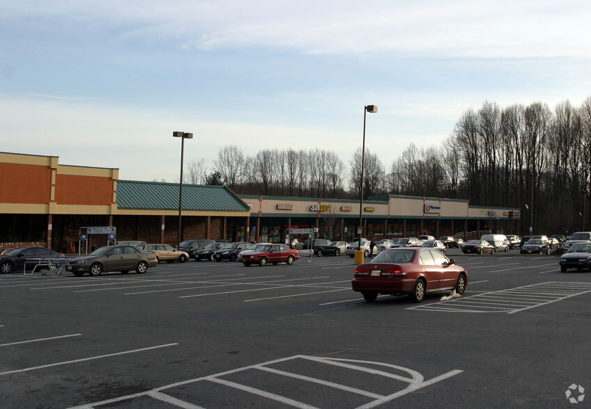 9500-9556 Crain Hwy, Upper Marlboro, MD for lease - Building Photo - Image 3 of 5