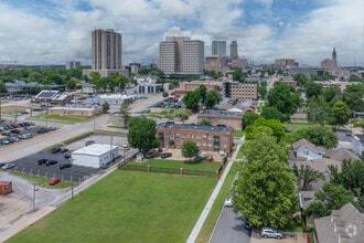 24 E 17th St, Tulsa, OK - Aerial map view