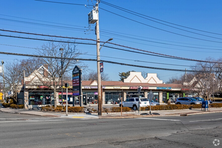 201-211 Main St, New Rochelle, NY 10801 - State Farm Insurance | LoopNet