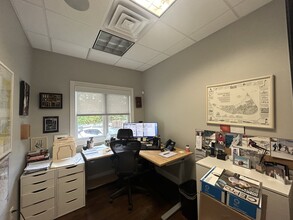 1 Hunter Ave, Armonk, NY for lease Interior Photo- Image 2 of 7