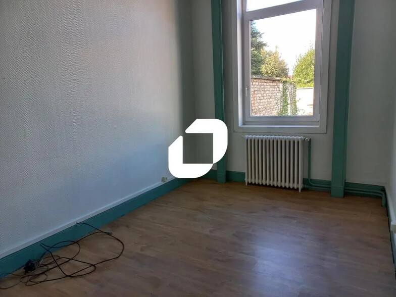 Office in Roubaix for lease - Interior Photo - Image 3 of 5