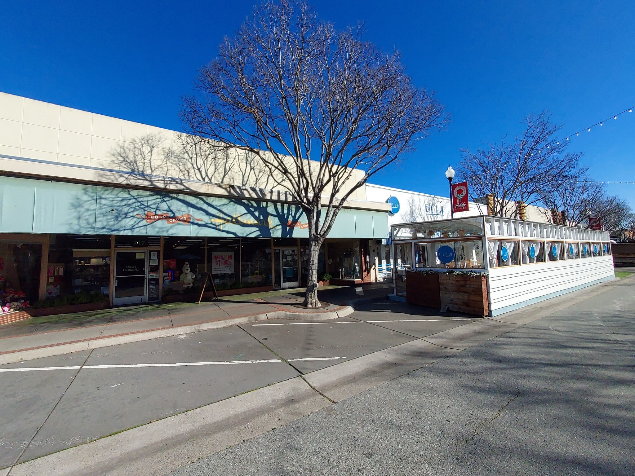 717 Laurel St, San Carlos, CA for lease Building Photo- Image 1 of 5