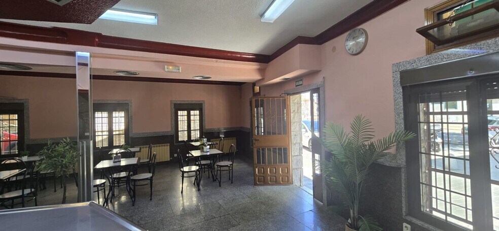 Retail in Moralzarzal, Madrid for lease - Interior Photo - Image 3 of 17