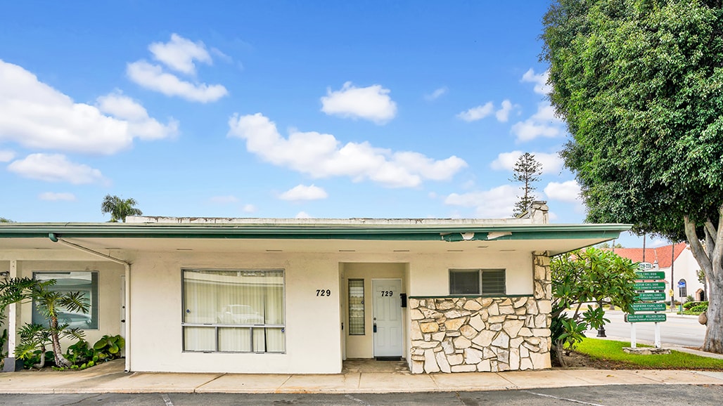 729-733 E Chapman Ave, Orange, CA for lease Interior Photo- Image 1 of 29