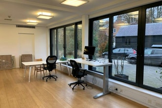 83 Bicester Rd, Long Crendon for lease Interior Photo- Image 1 of 3