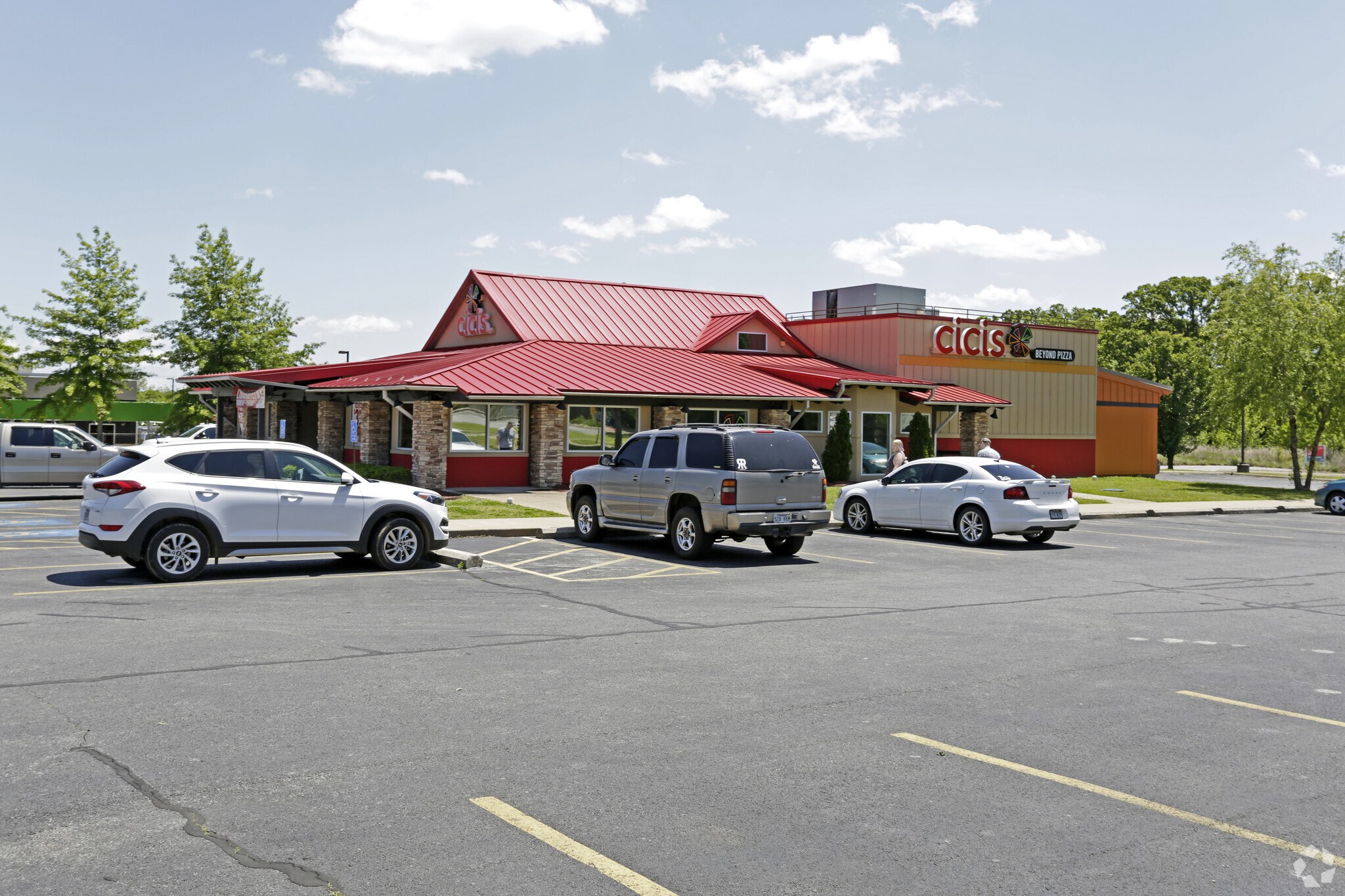 3604 W Walnut St, Rogers, AR for sale Primary Photo- Image 1 of 1