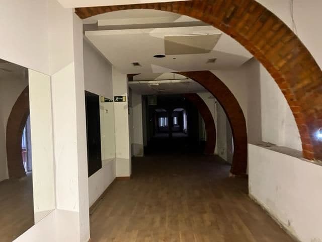 Madrid, MAD 28012 - Unit IZ - - Interior Photo - Image 1 of 5