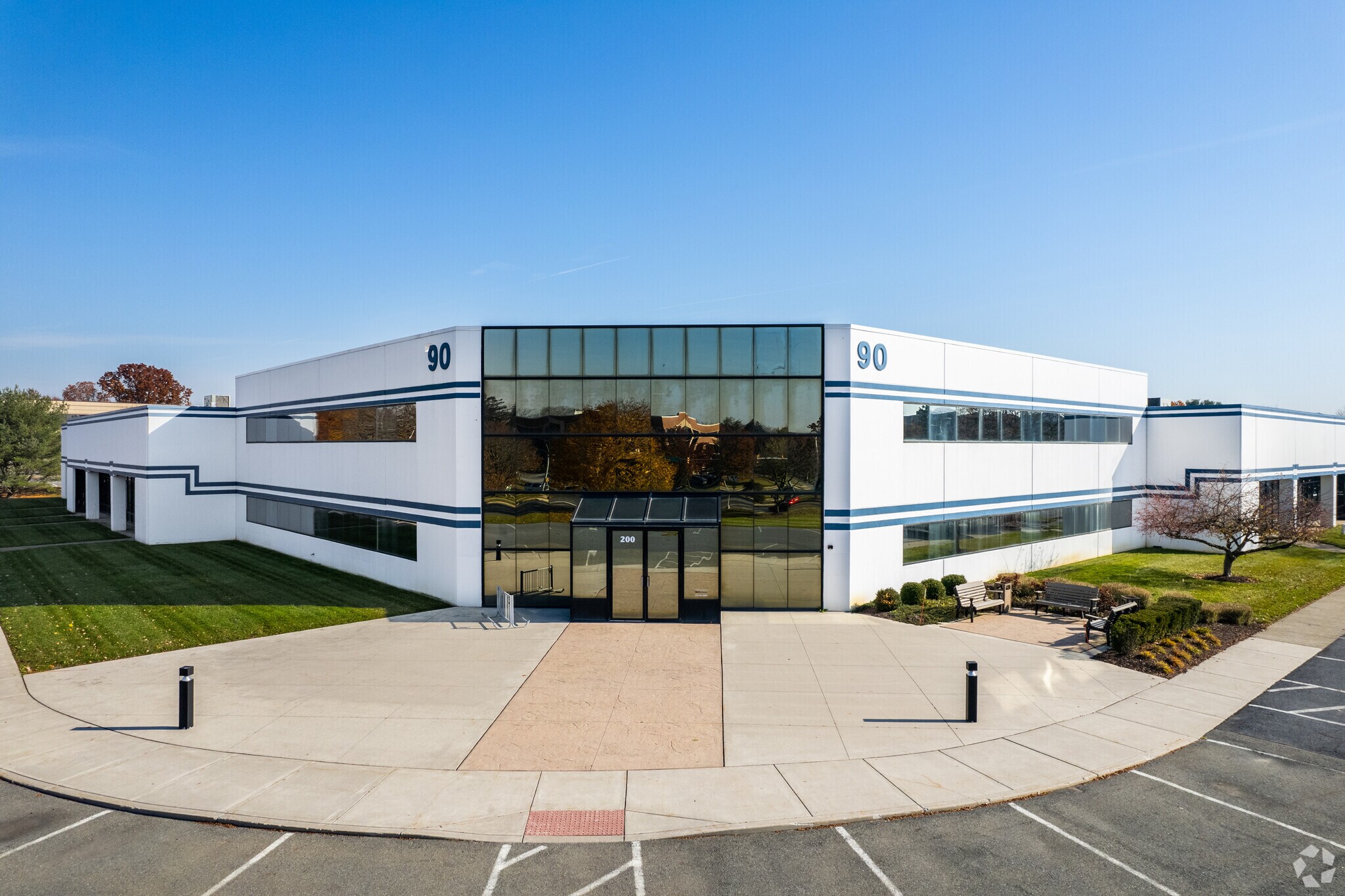 90 S Commerce Way, Bethlehem, PA for sale Building Photo- Image 1 of 1