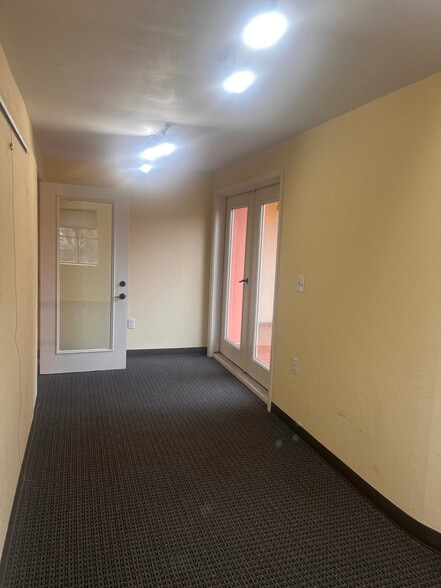 3010 Paseo, Oklahoma City, OK for lease - Interior Photo - Image 3 of 10