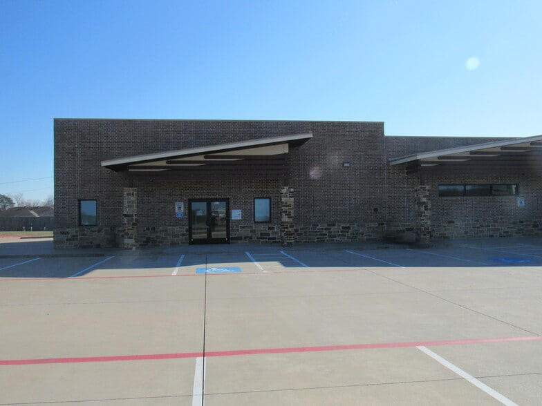 595 W FM 120, Pottsboro, TX for lease - Building Photo - Image 3 of 37