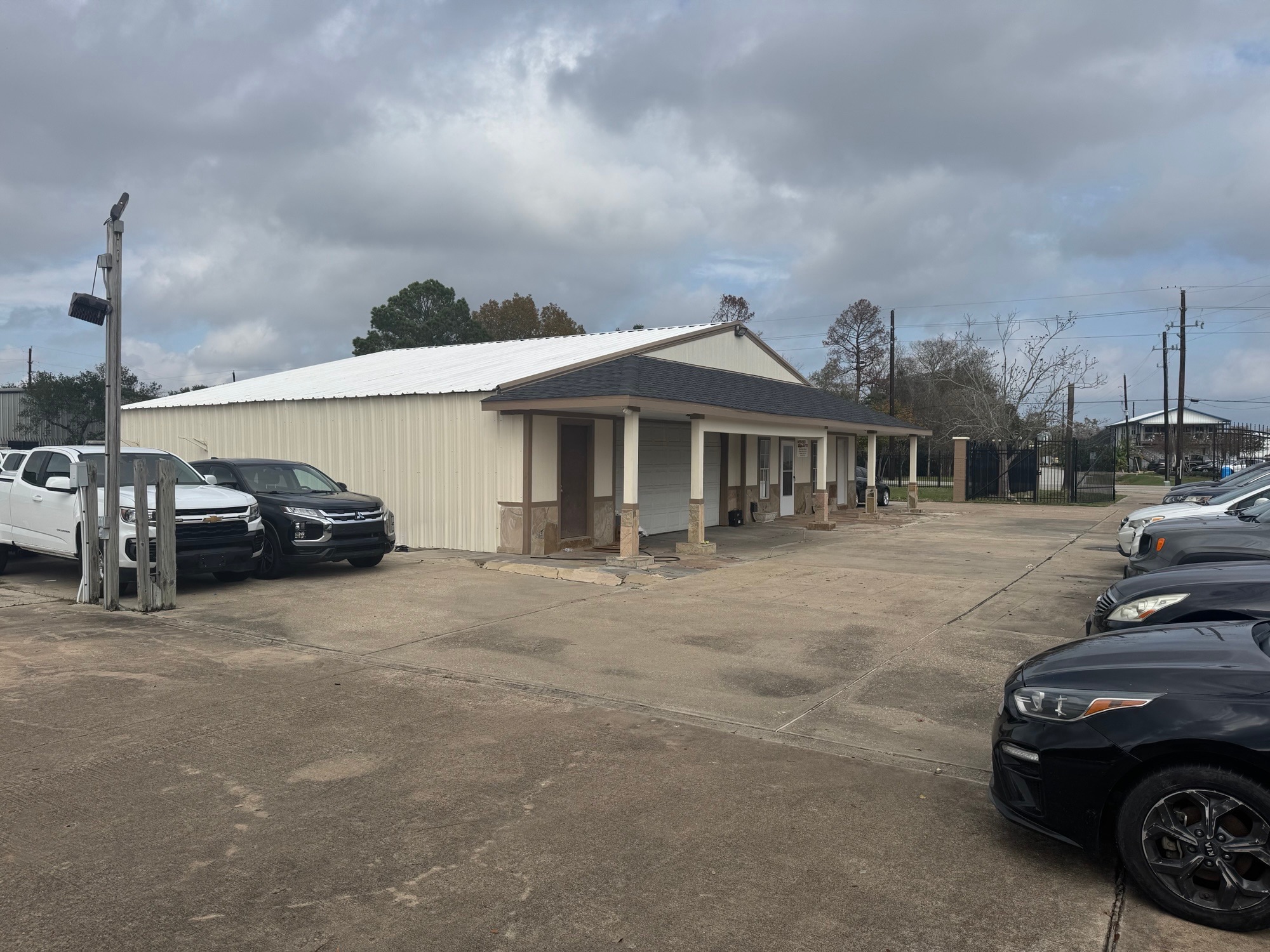17125 Groeschke Rd, Houston, TX for sale Building Photo- Image 1 of 7