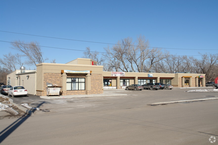 204 E Grant Ave, Junction City, KS for sale - Primary Photo - Image 1 of 22