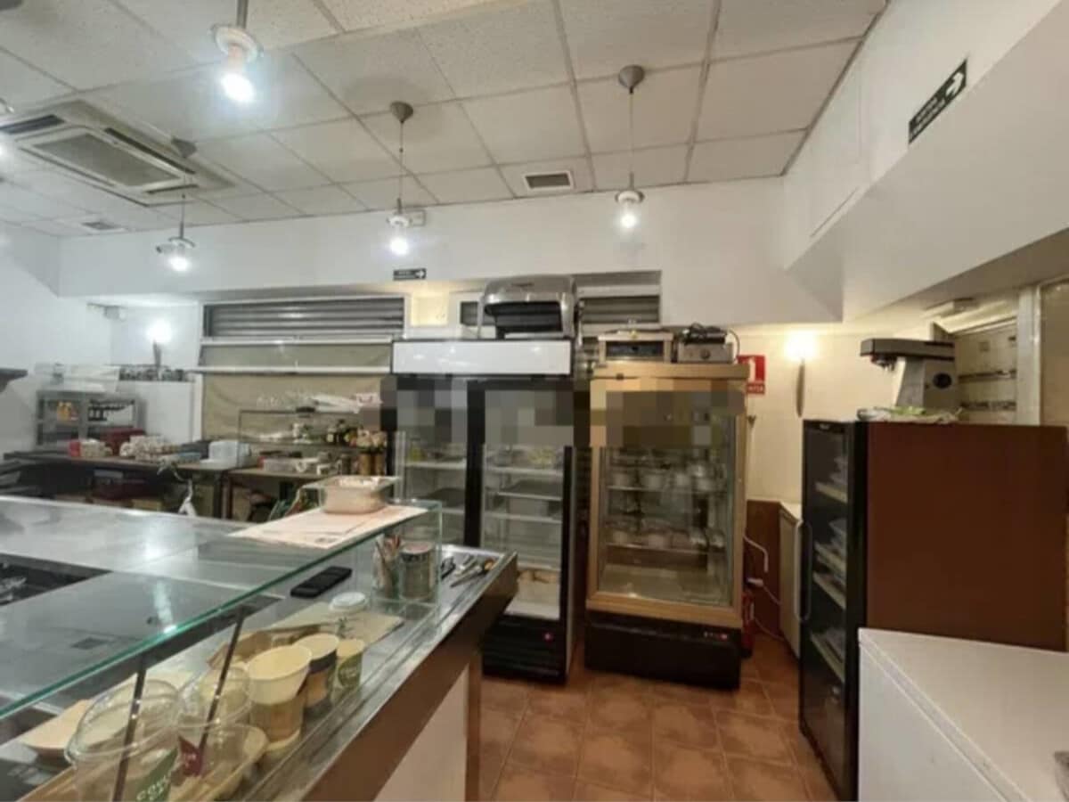 Barcelona, BAR 08003 -  -  - Interior Photo - Image 1 of 2