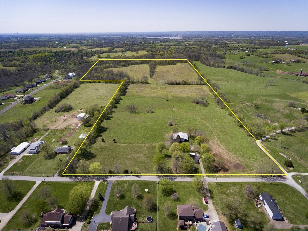 6801 Bethany Rd, Charlestown, IN 47111