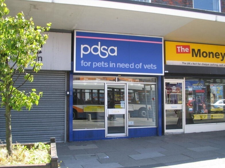 608 Prescot Rd, Liverpool, MSY L13 5XE