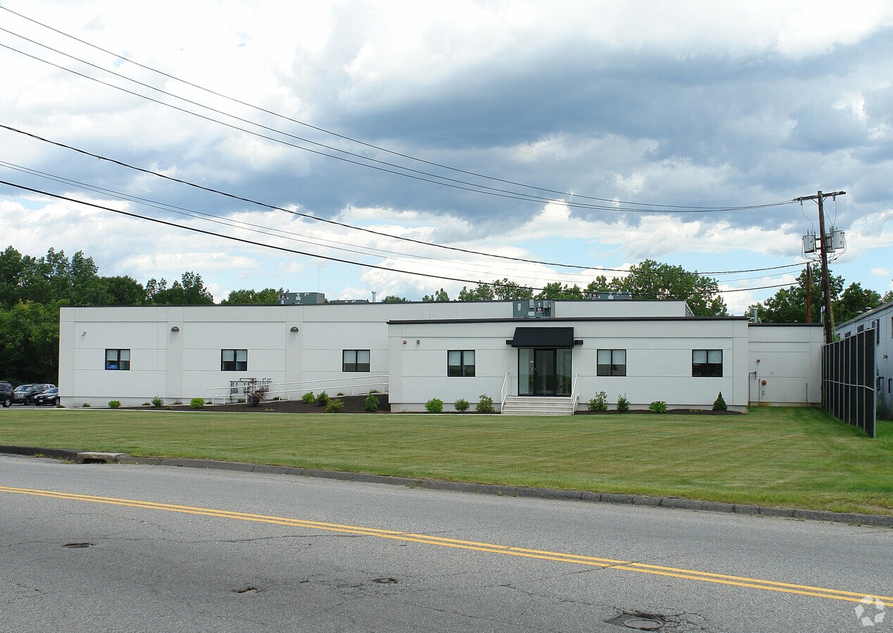 722 Plantation St, Worcester, MA 01605