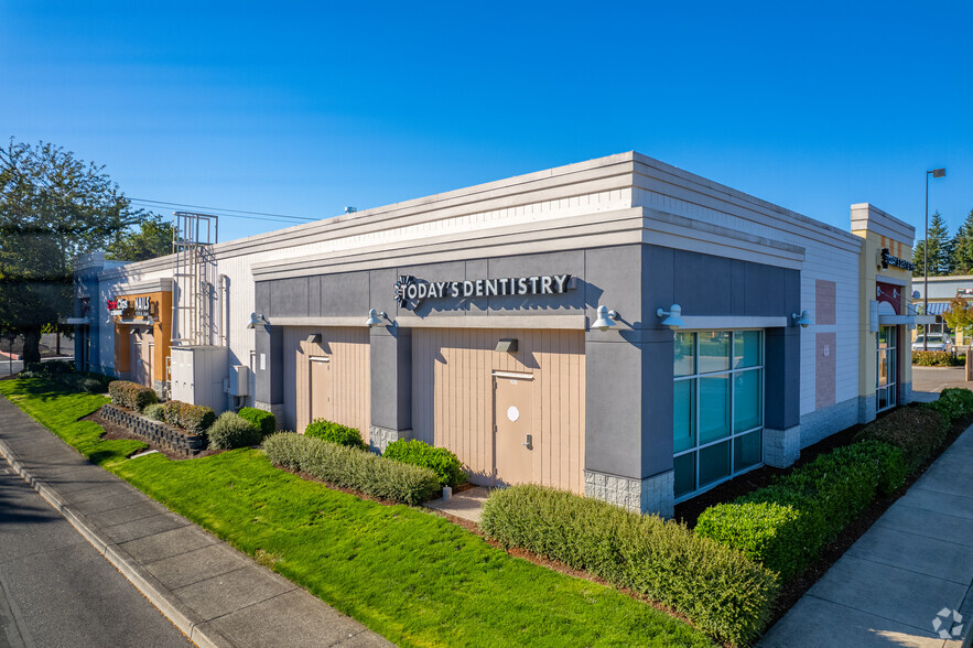 11505 NE Fourth Plain Rd, Vancouver, WA for lease - Building Photo - Image 2 of 8