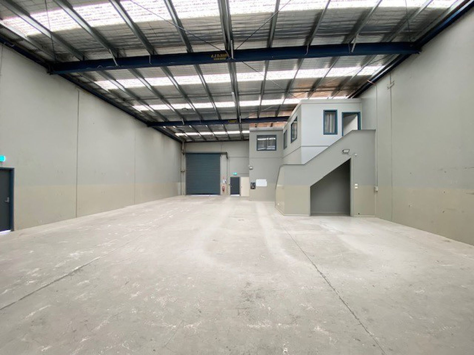 8-10 Lentini Street, Hoppers Crossing for lease Interior Photo- Image 1 of 3