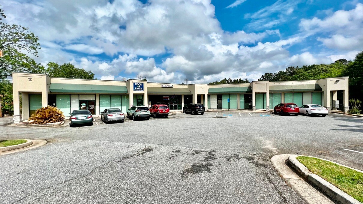 199 E Crogan St, Lawrenceville, GA 30046