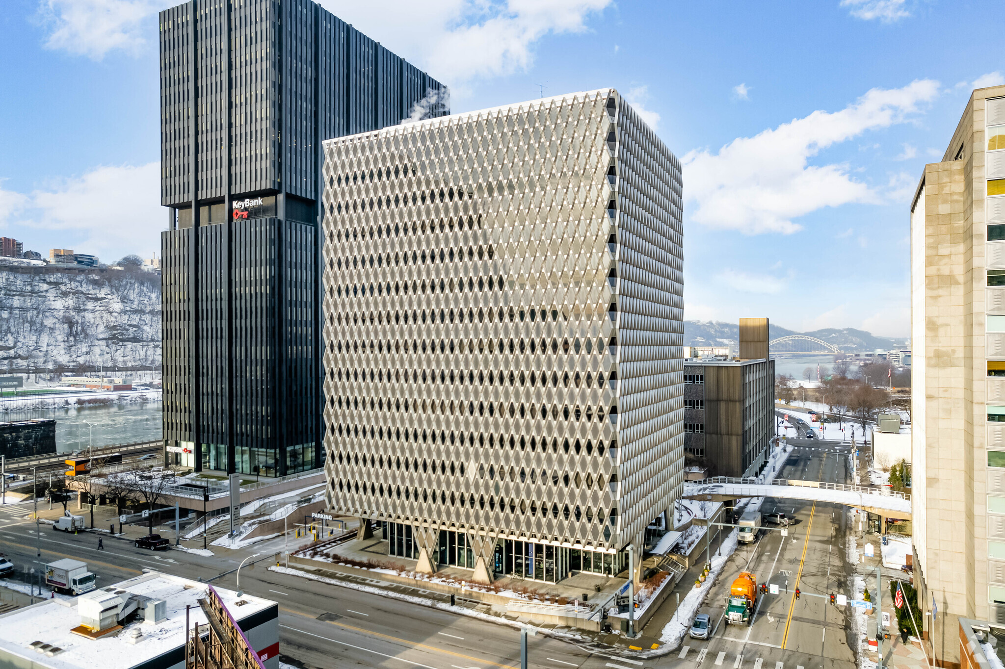 60 Boulevard of the Allies, Pittsburgh, PA for lease Building Photo- Image 1 of 5