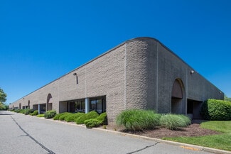More details for 70-130 Sea Ln, Farmingdale, NY - Industrial for Lease