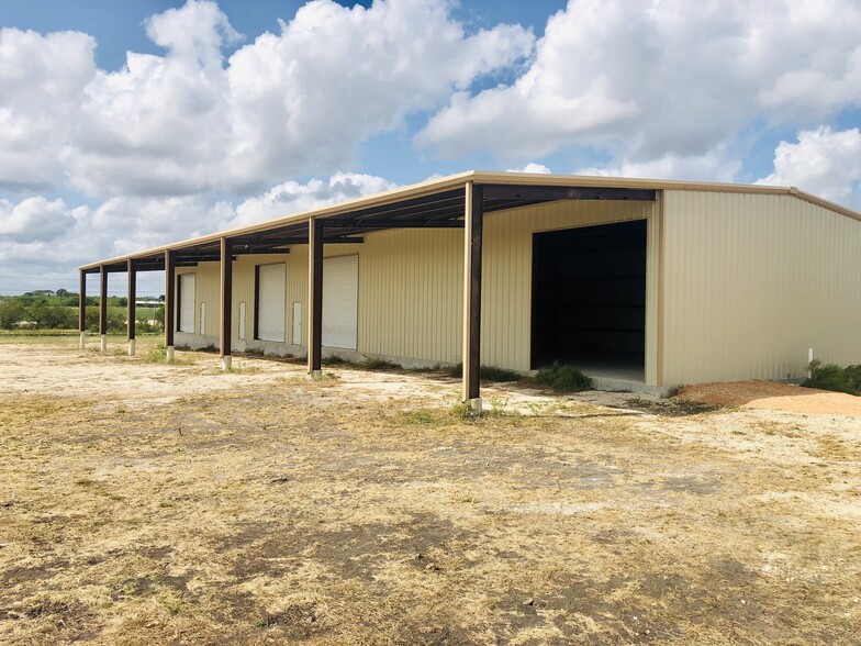 7049 Fm 1044, Marion, TX for lease - Building Photo - Image 2 of 6