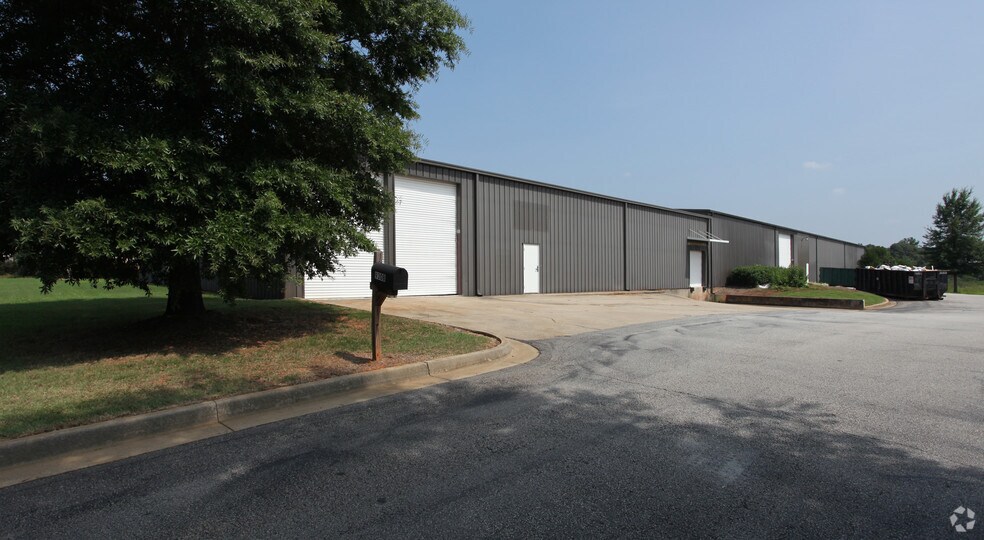 930 Dailey Mill Rd, McDonough, GA for sale - Primary Photo - Image 1 of 1