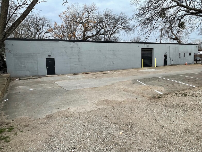 1826 W Commerce St, Dallas, TX for sale - Building Photo - Image 1 of 1