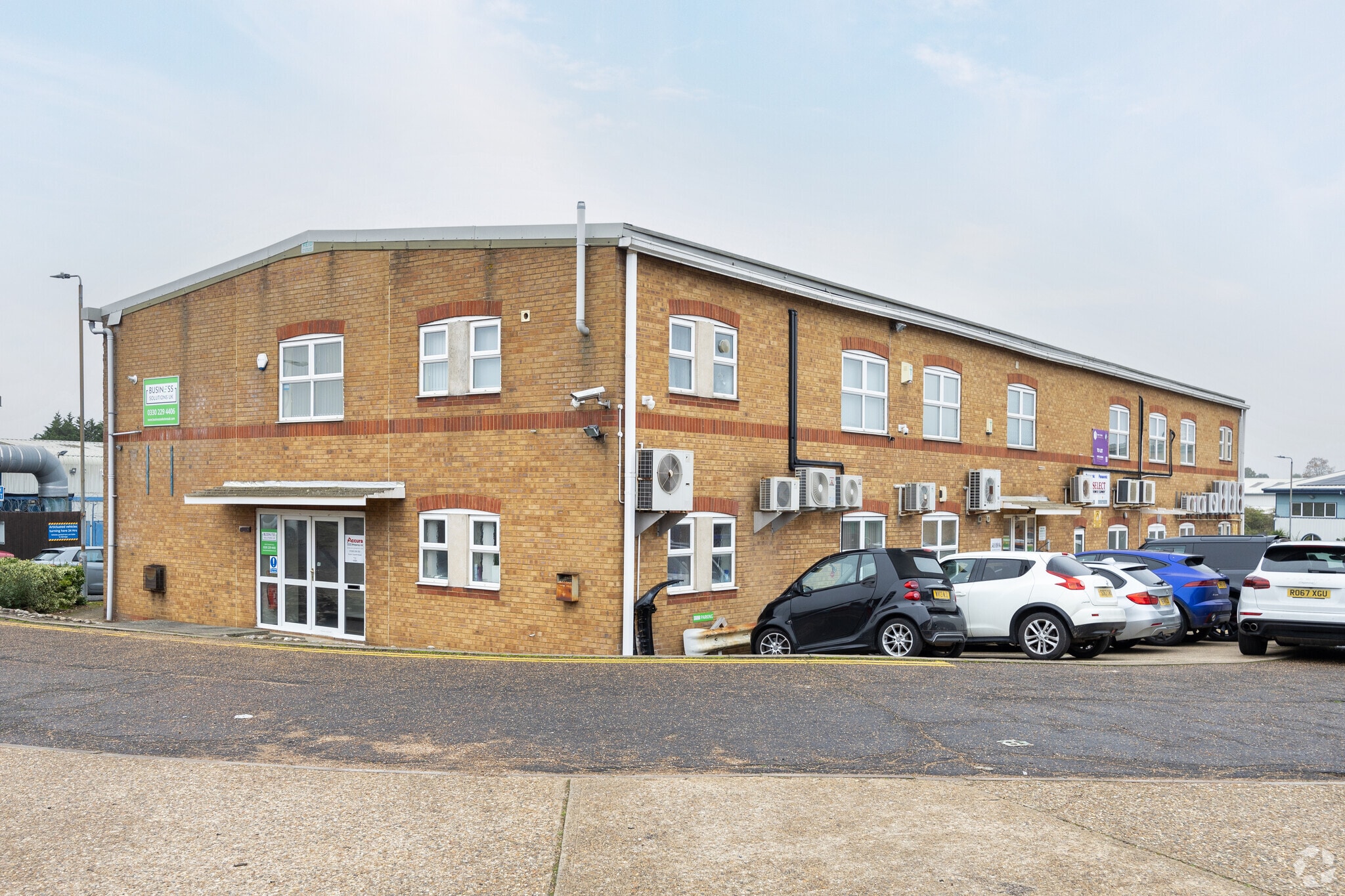Sopwith Cres, Wickford for sale Building Photo- Image 1 of 1