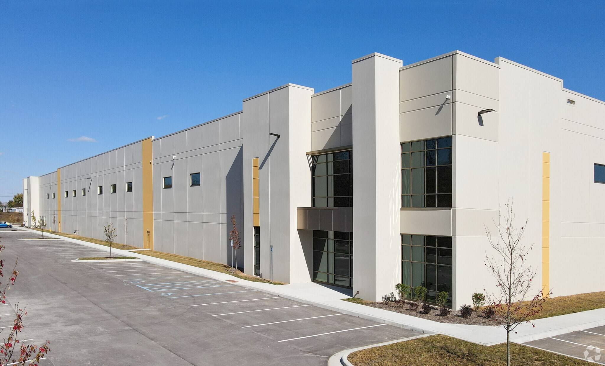 5325 Seerley Rd, Indianapolis, IN for sale Primary Photo- Image 1 of 1