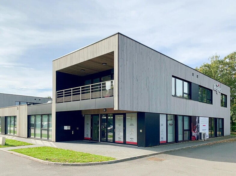 Office in Marcq-en-Baroeul for lease - Building Photo - Image 2 of 4