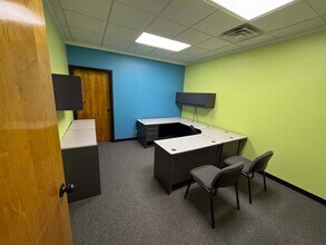 805 Robin St and 406 Airline Highway, Laplace, LA for lease Interior Photo- Image 1 of 15