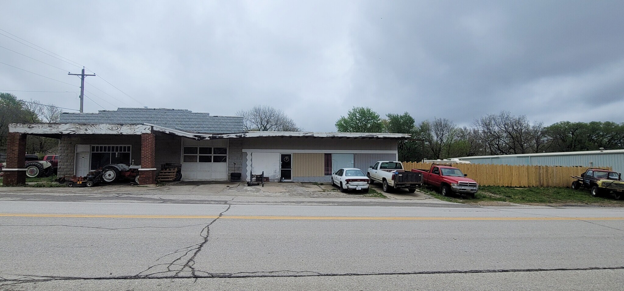 220 Maple St, Overbrook, KS for sale Primary Photo- Image 1 of 1