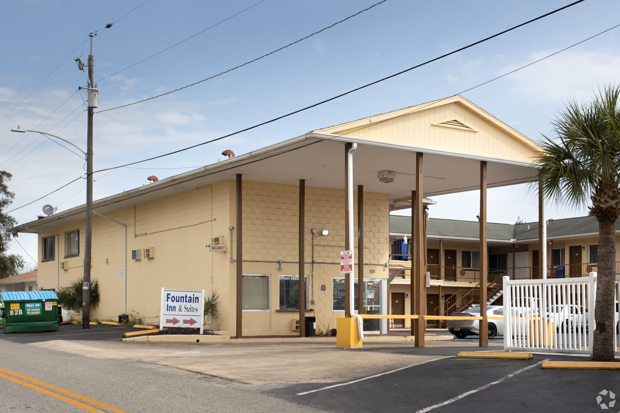 749 Ridgewood Ave, Daytona Beach, FL for sale Primary Photo- Image 1 of 1