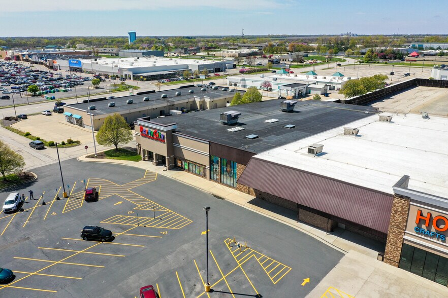 3329 S Veterans Pkwy, Springfield, IL for lease - Aerial - Image 2 of 7