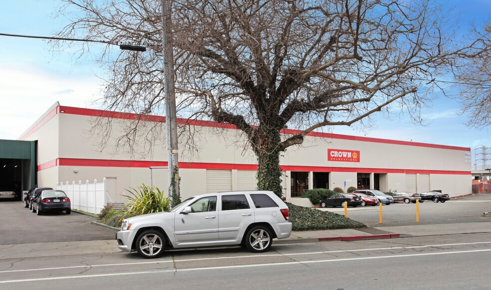 2721 Teagarden St, San Leandro, CA for lease - Building Photo - Image 2 of 2